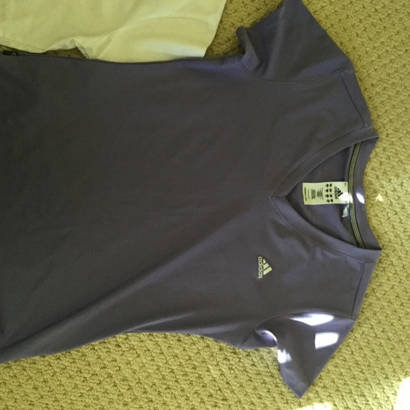 Women’s Size Medium Adidas Reebok T-Shirt Set - Picture 4 of 6